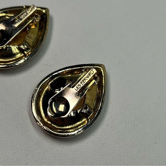 Vintage Les Bernard Signed Gold Tone Clear Rhinestone/Crystal Clip On Earrings - Picture 7 of 11